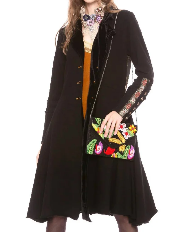 Women's Evening Outfit Heart Of Autumn Coat In Black