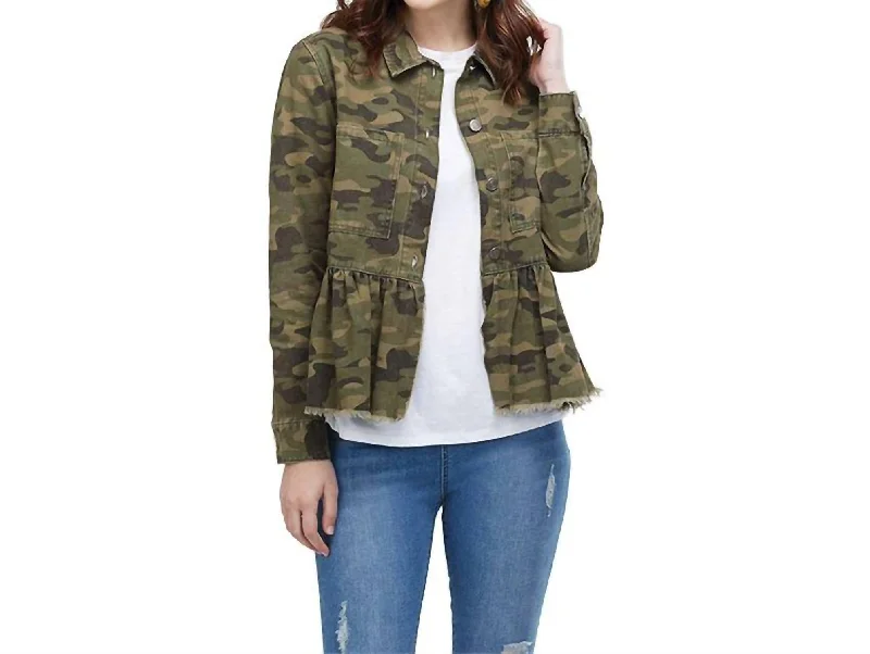 Women's Sports Apparel Banks Denim Jacket In Camo