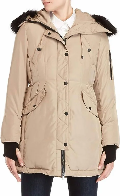 Fashionable Women's Clothing Women's Down Puffer Coat Hooded In Beige