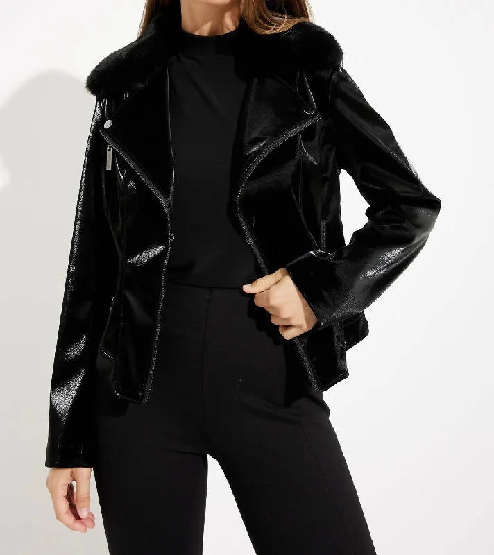 Women's Seasonal Apparel Faux Fur Accent Moto Jacket In Black