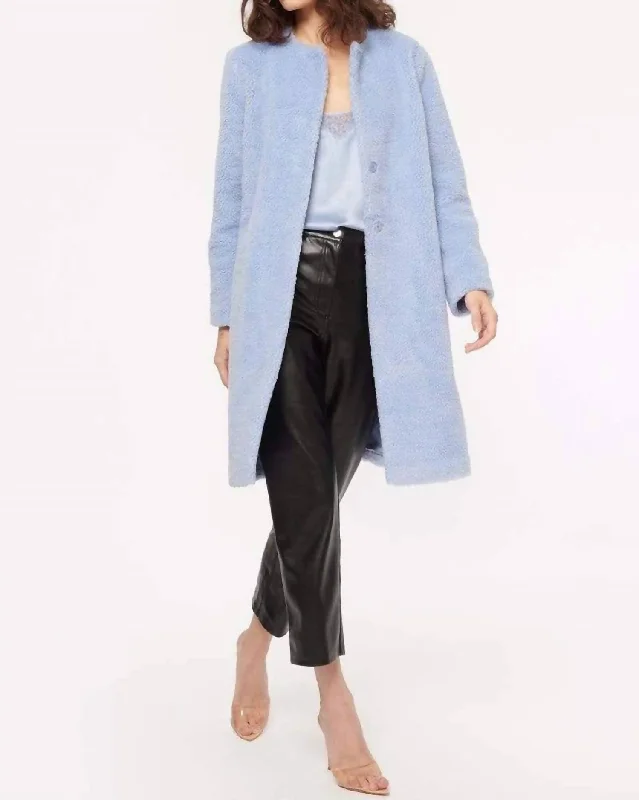 Women's Trendy Outfit Emmy Sherpa Coat In Alpine Blue