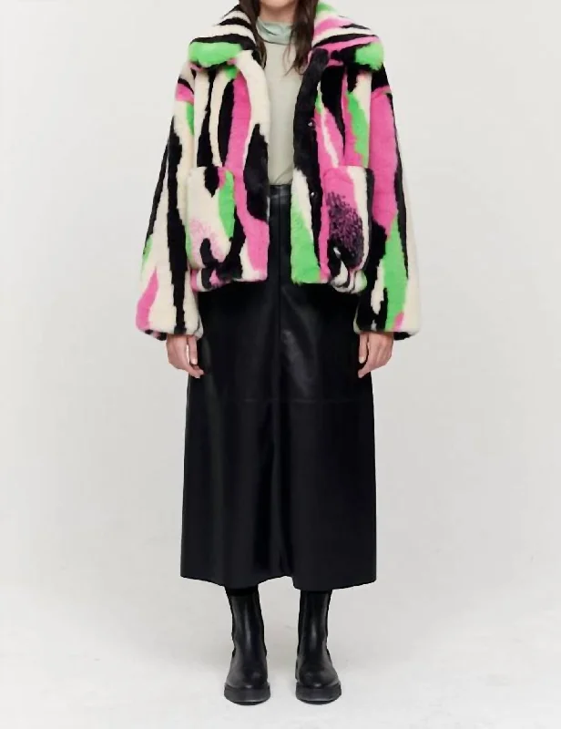 Refresh Your Wardrobe With Our Fashion Deals Traci Coat In Multi