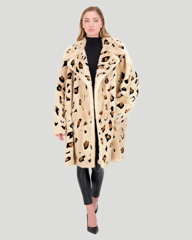 Women's Outdoor Activity Garments Mink Short Coat with Cheeta Print Intarsia