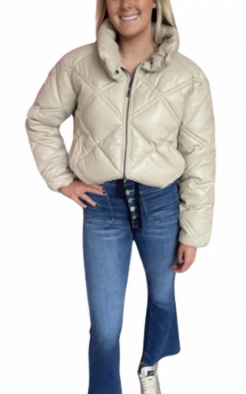 High-Fashion Women's Clothing Phil Jacket In Ecru