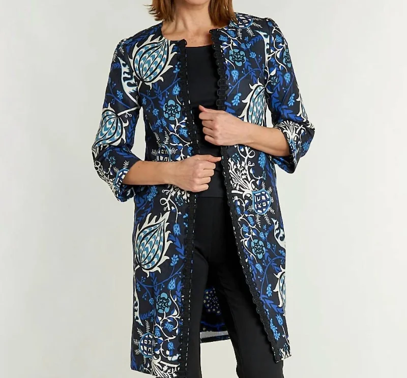 Sustainable Women's Apparel Sandpiper Jacket In Frolic Black